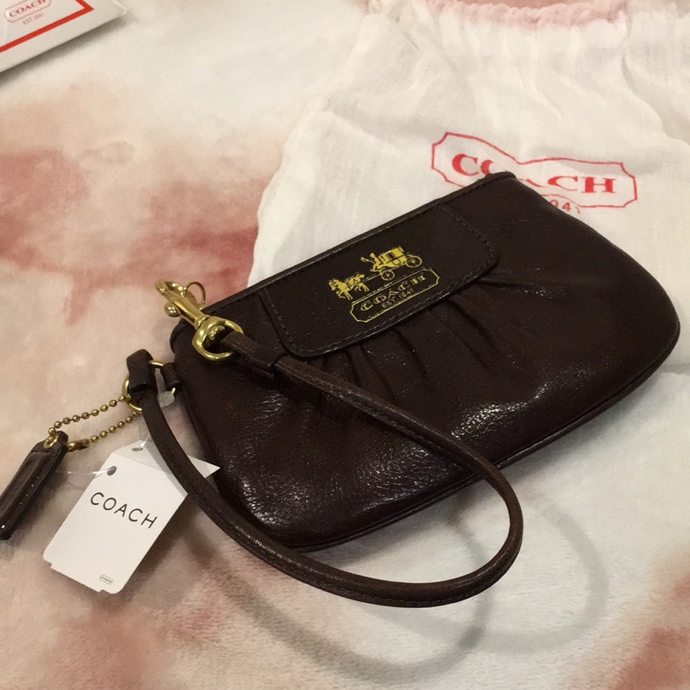 Coach Est 1941 Clutch Mini Handbag NWT keychain Chocolate Brown Leather Zip - Picture 16 of 16